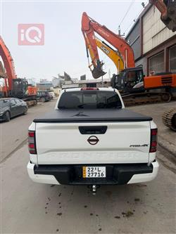 نيسان فرونتر